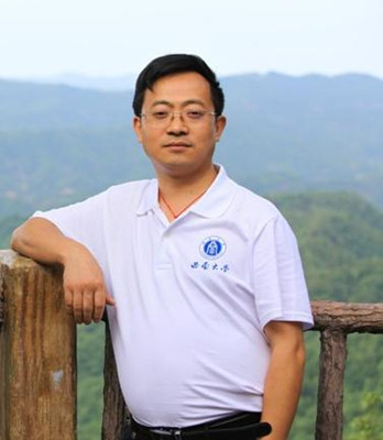 郑劲松.jpg